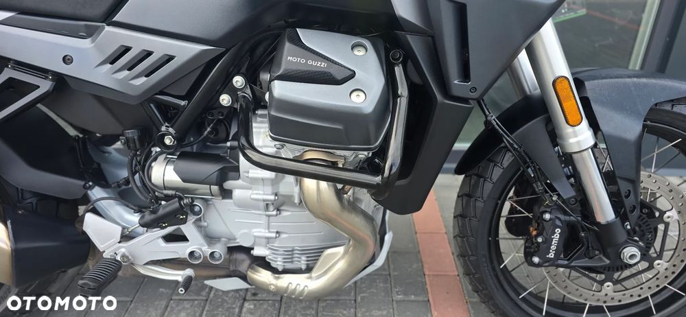 Moto Guzzi Stelvio - 11