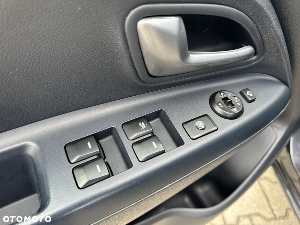 Kia Rio - 19