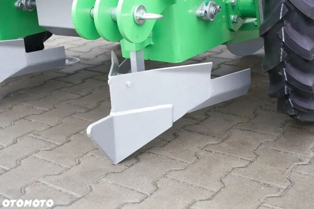Bomet Sadzarka do ziemniaków S339 - 11