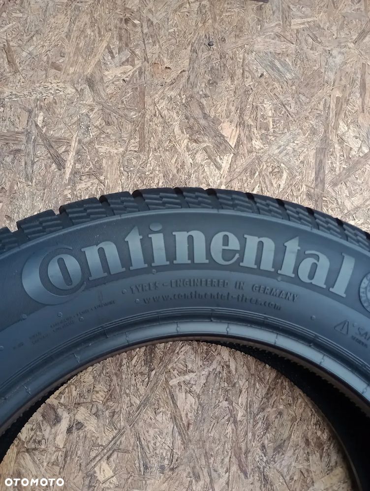 OPONY ZIMOWE 4x 215/65 R16 98H CONTINENTAL CROSS CONTACT - 4