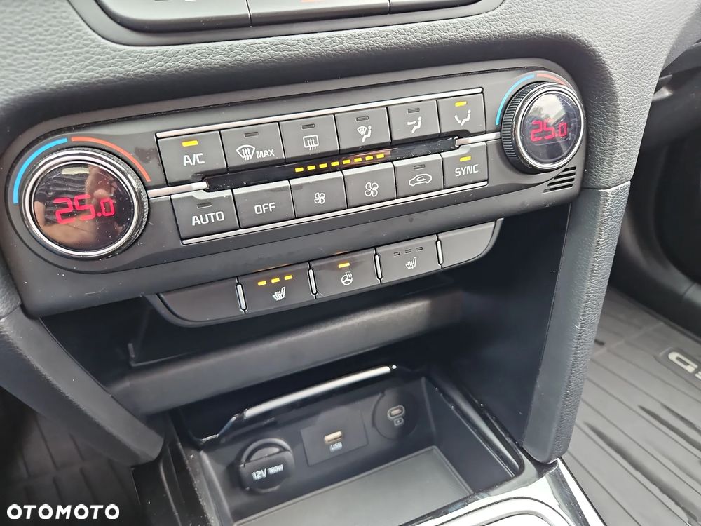 Kia Ceed 1.5 T-GDI Tribute DCT - 23