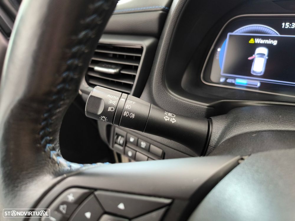 Nissan Leaf N-Connecta - 18