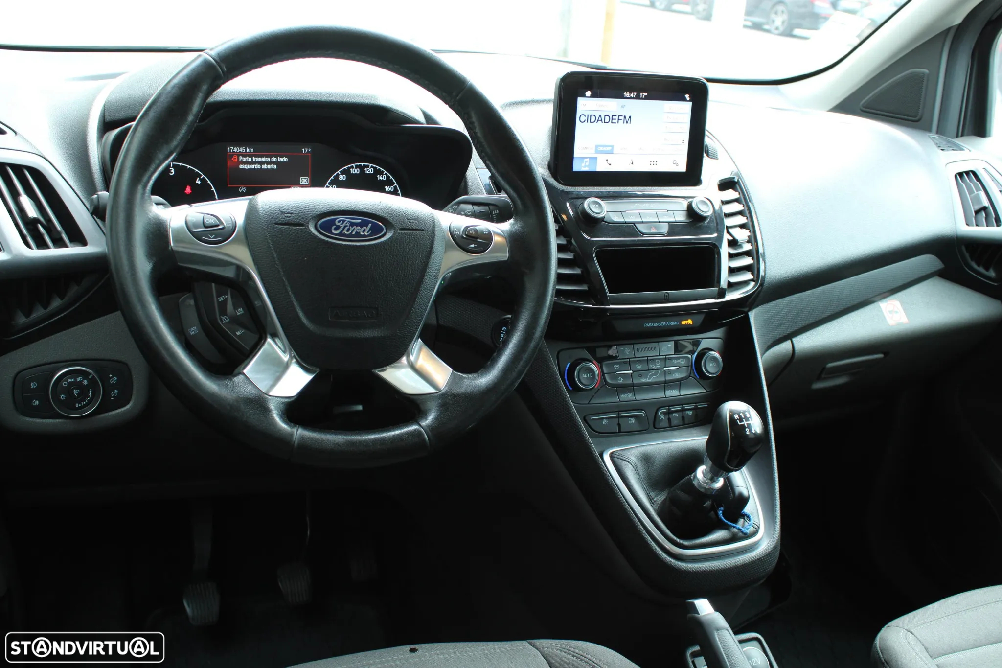 Ford Tourneo Connect Grand 1.5 TDCi Titanium - 19