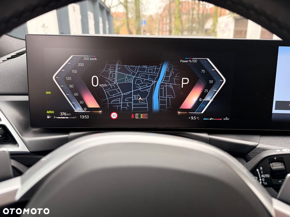 BMW Seria 3 330i xDrive - 7