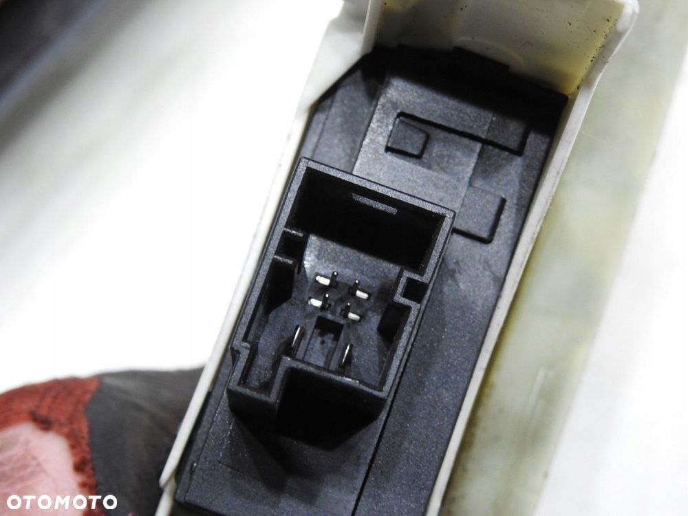 PODNOŚNIK SZYBY PRAWY PRZÓD AUDI A6 C6 4F0837462A - 9