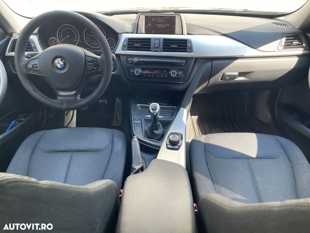 BMW Seria 3 316i - 7