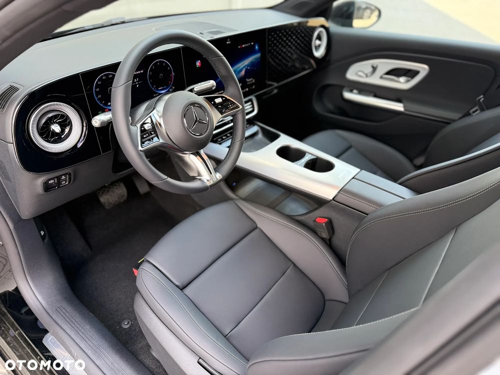 Mercedes-Benz CLA - 21