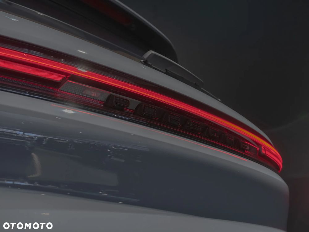 Porsche Cayenne - 16