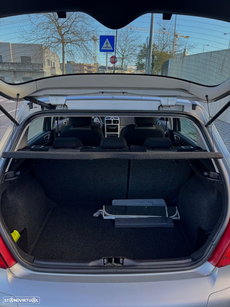 Peugeot 307 1.6 HDi Executive - 17