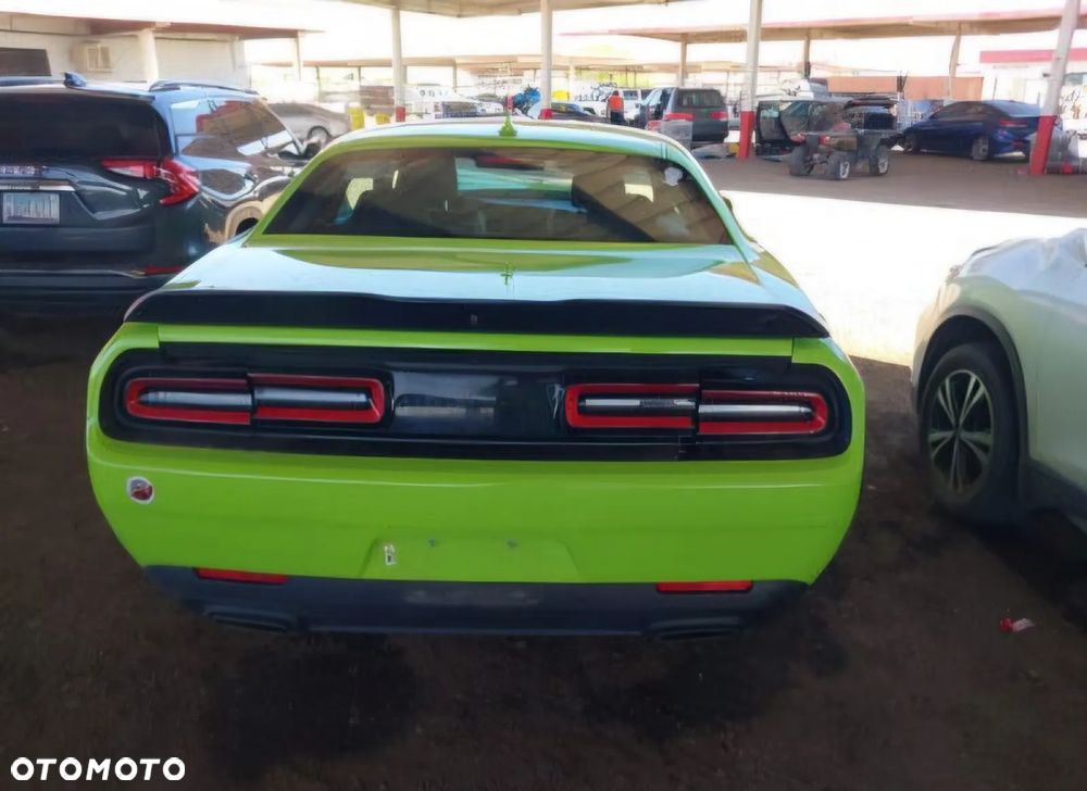 Dodge Challenger 3.6 GT AWD - 12