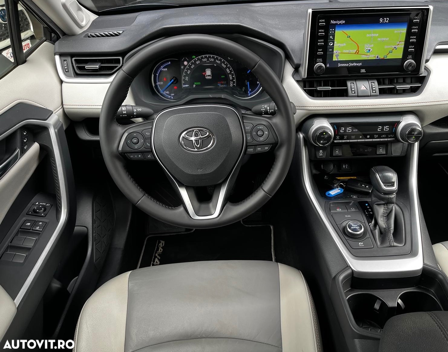 Toyota RAV4 2.5 4x4 Hybrid Lounge - 18