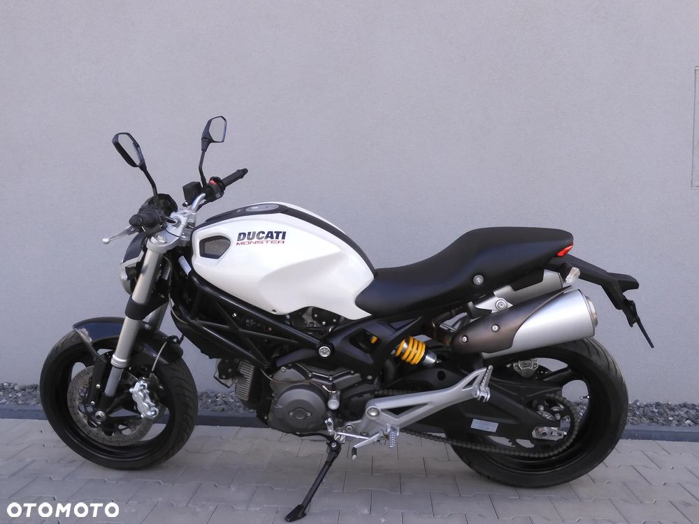 Ducati 696 - 32