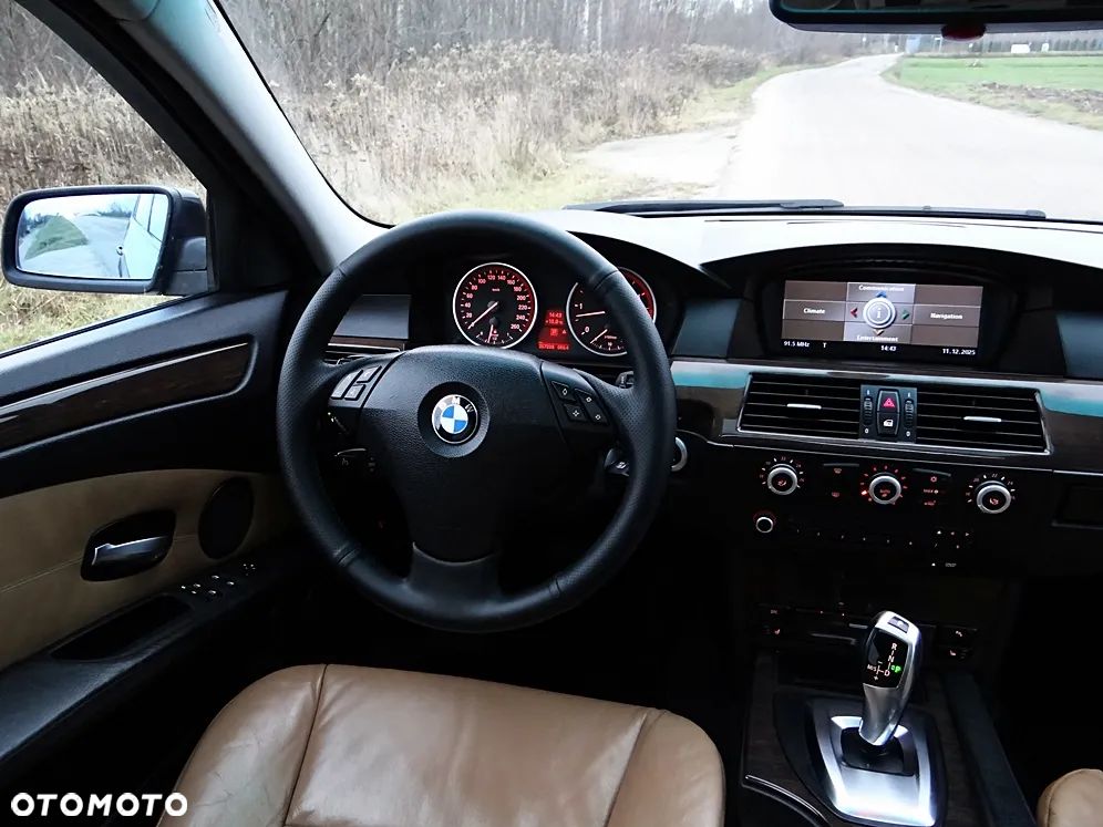 BMW Seria 5 525d Edition Lifestyle - 5