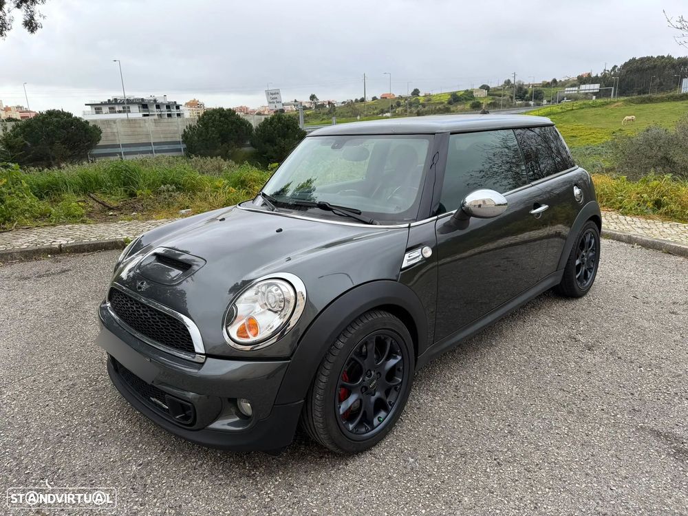 MINI 3 Portas John Cooper Works - 1