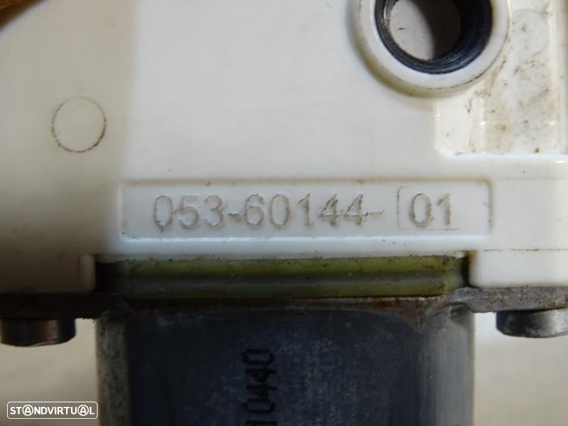 Motor Do Elevador De Vidro Frente Esquerdo Bmw 5 (F10)  914546102 / 77 - 7