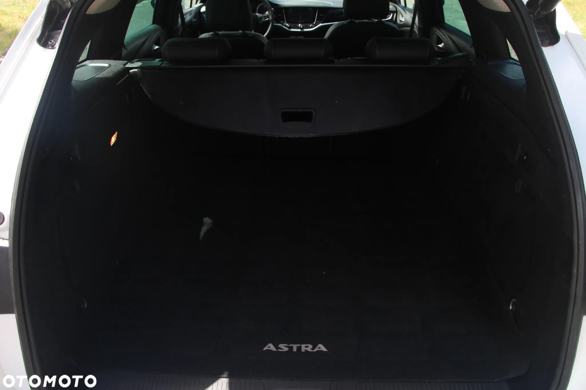 Opel Astra 1.6 D (CDTI) Start/Stop Innovation - 14