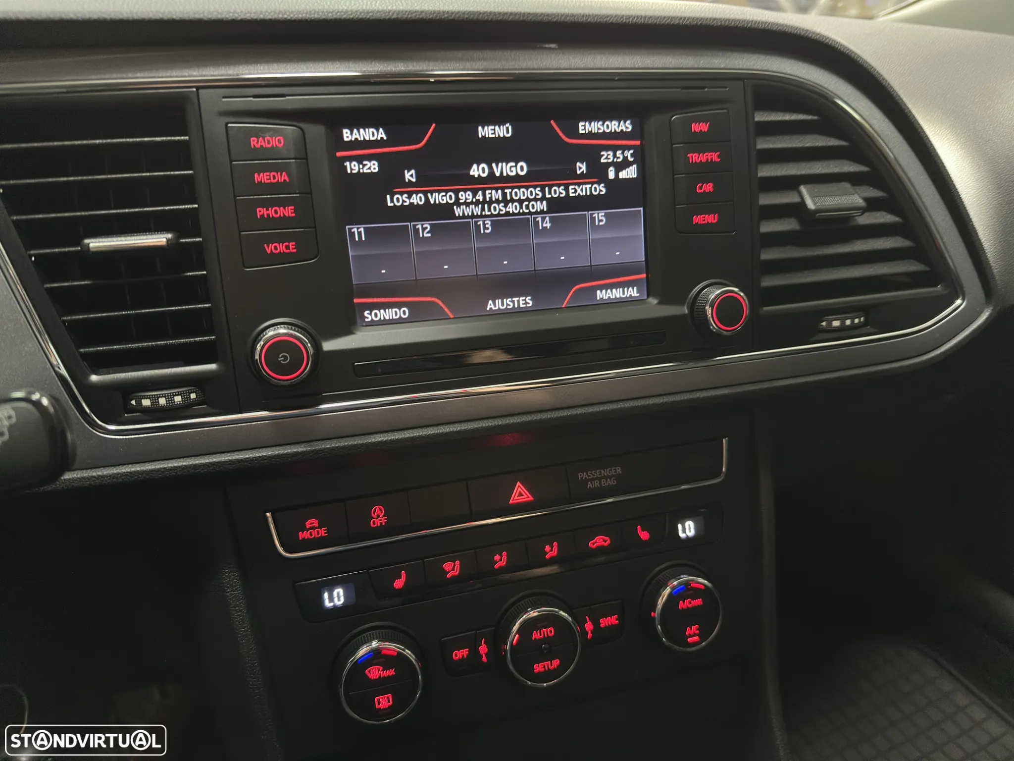 SEAT Leon 2.0 TDI DPF FR - 37