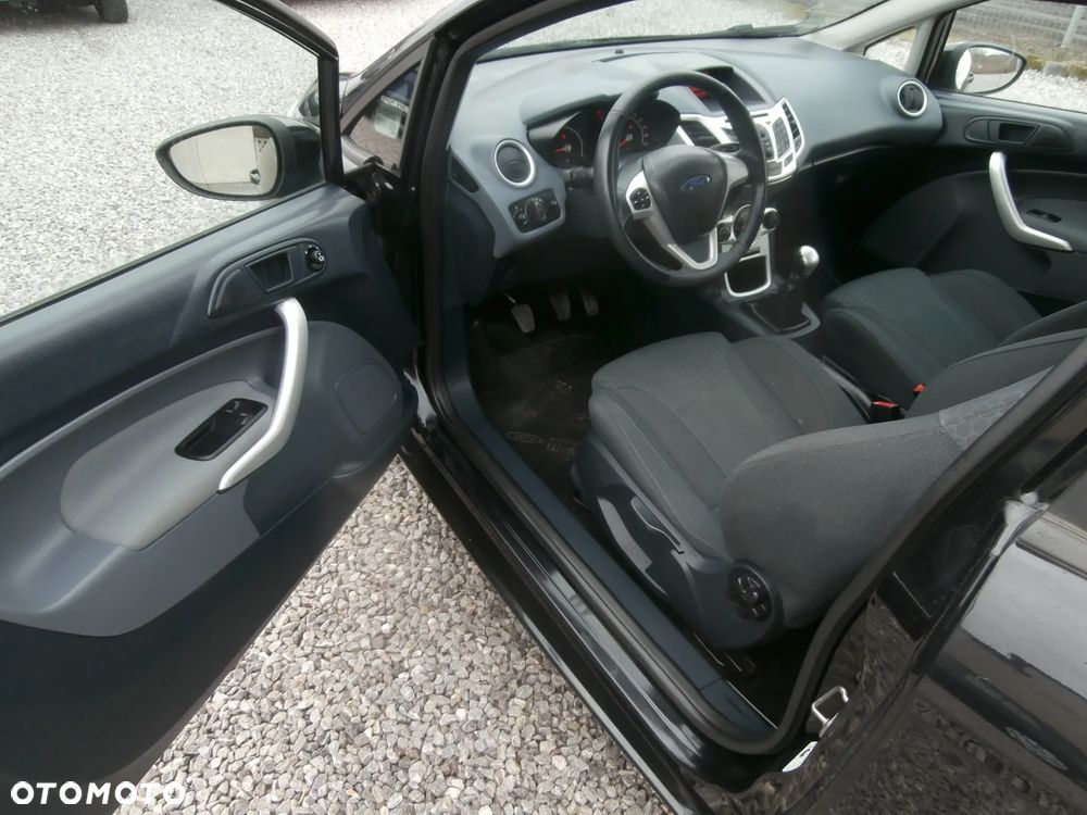 Ford Fiesta 1.6 Sport - 24