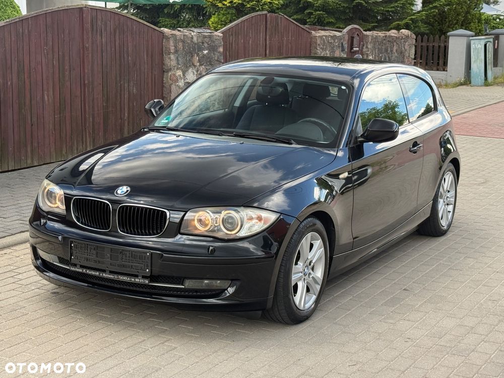 BMW Seria 1 118i - 32