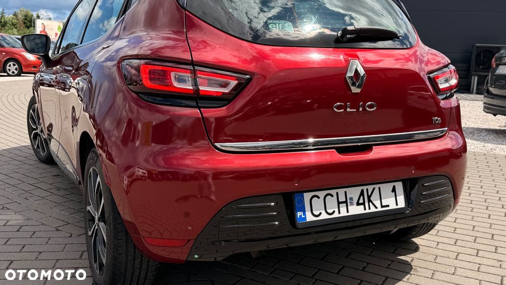 Renault Clio - 11