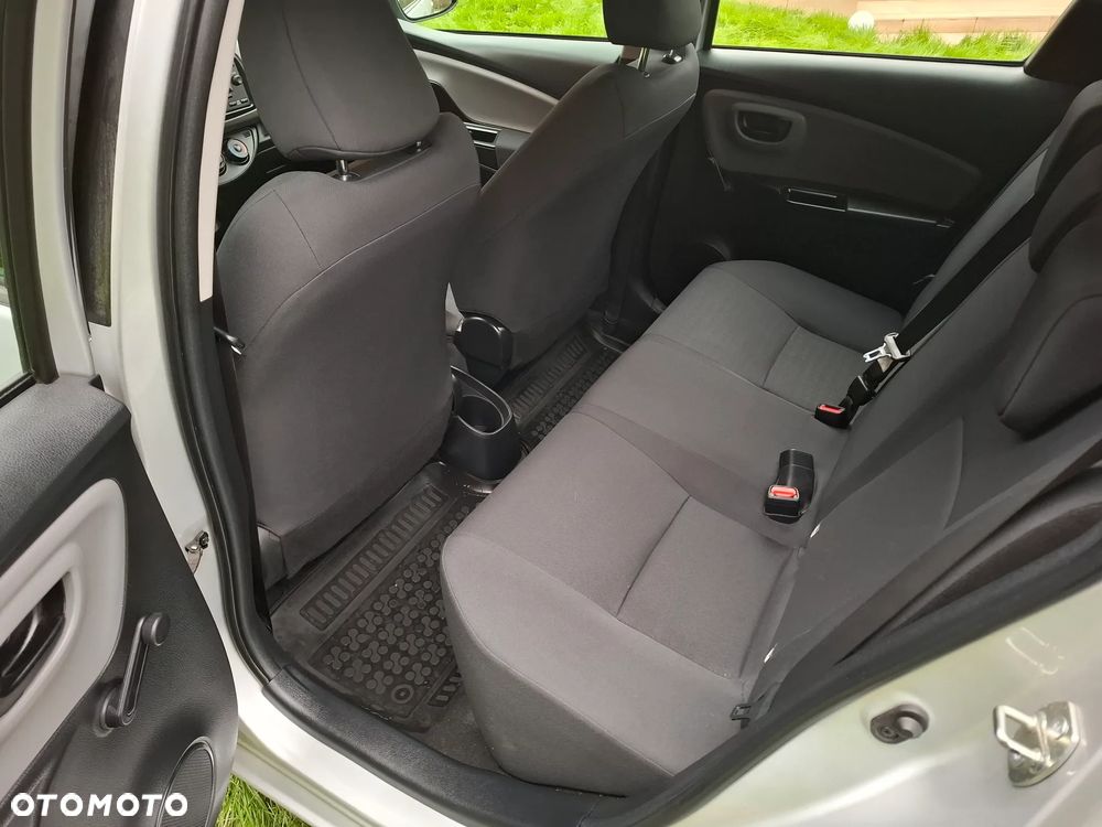 Toyota Yaris 1.5 Active - 17