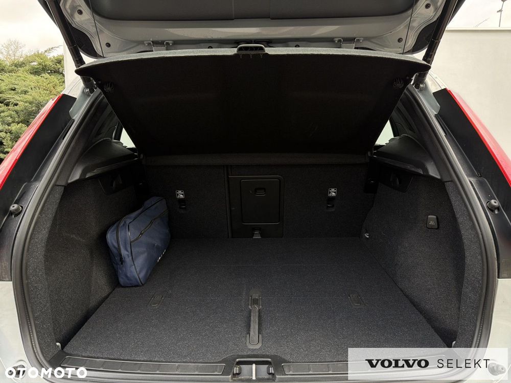 Volvo XC 40 - 29