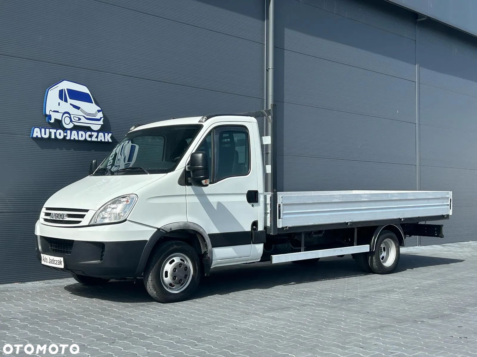 Iveco Daily 40C15 35C15 3.0 HPI Skrzynia 4,4m **Niski przebieg**NA BLIŹNIAKACH**2009R** - 1