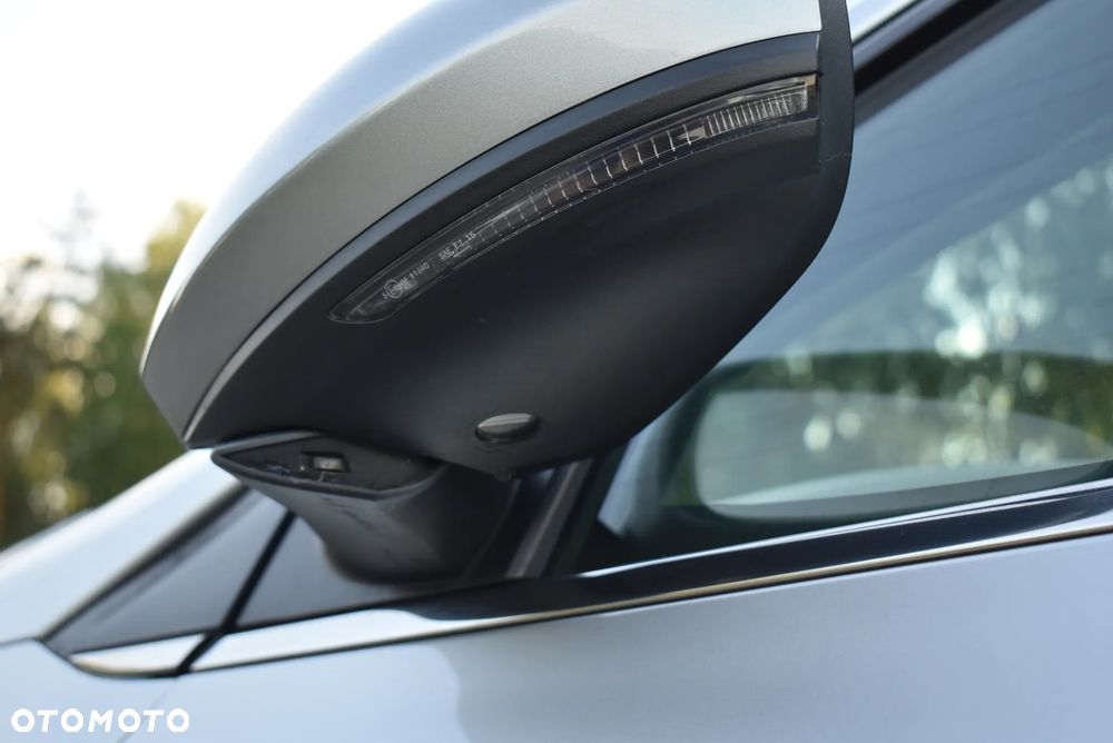 Renault Megane ENERGY dCi 130 GT LINE - 8