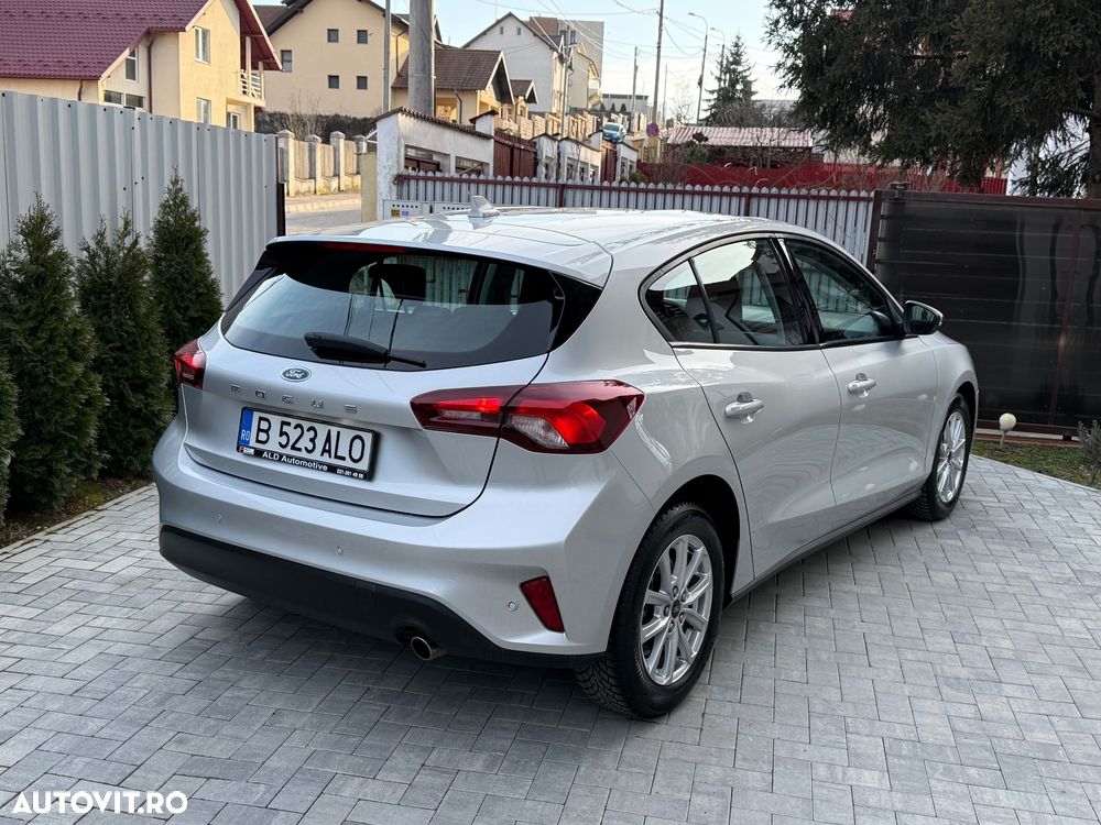 Ford Focus 1.5 EcoBlue Start-Stopp-System COOL&CONNECT - 2