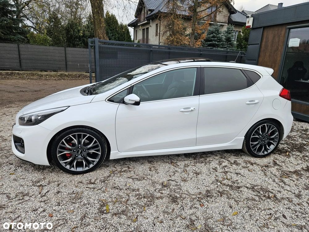 Kia Ceed 1.6 T-GDI GT-Challenge - 5