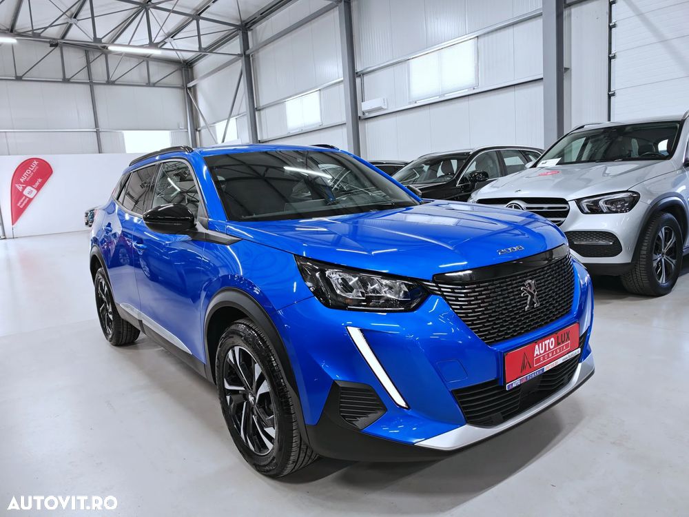 Peugeot 2008 PureTech 130 EAT8 Allure - 4