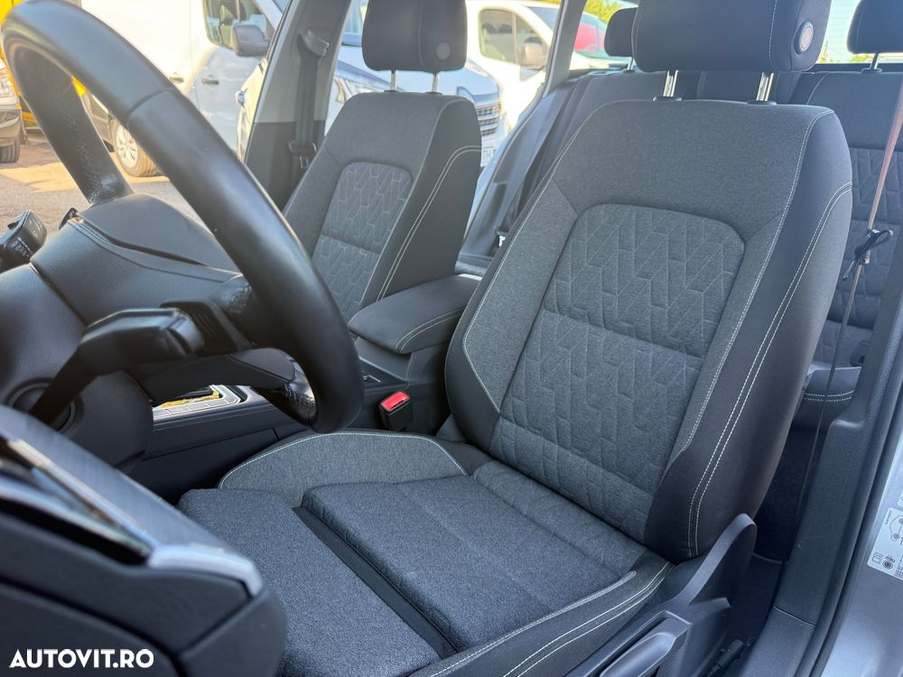 Volkswagen Passat 2.0 TDI DSG (BlueMotion Technology) Comfortline - 24