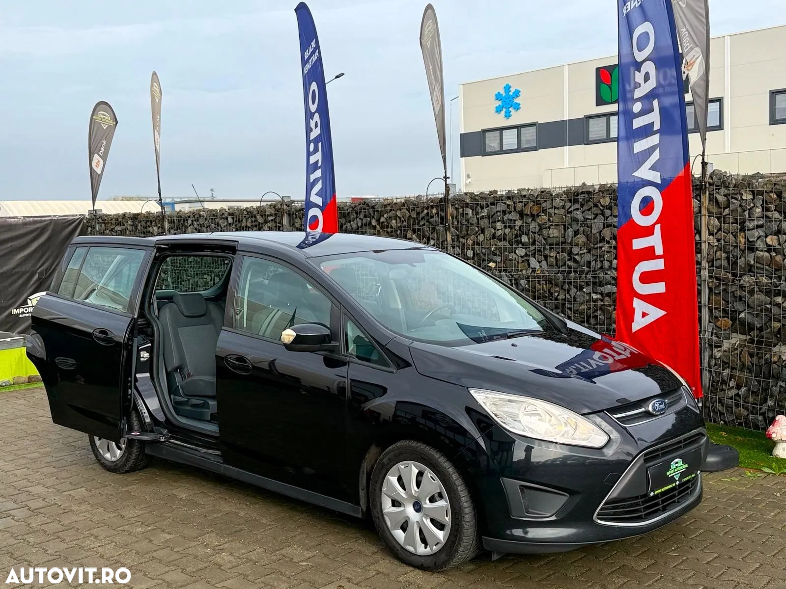 Ford Grand C-Max 1.6 TDCi Ambiente - 9