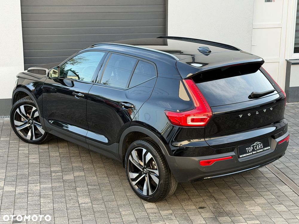 Volvo XC 40 B3 B DKG Ultra Black Edition - 40