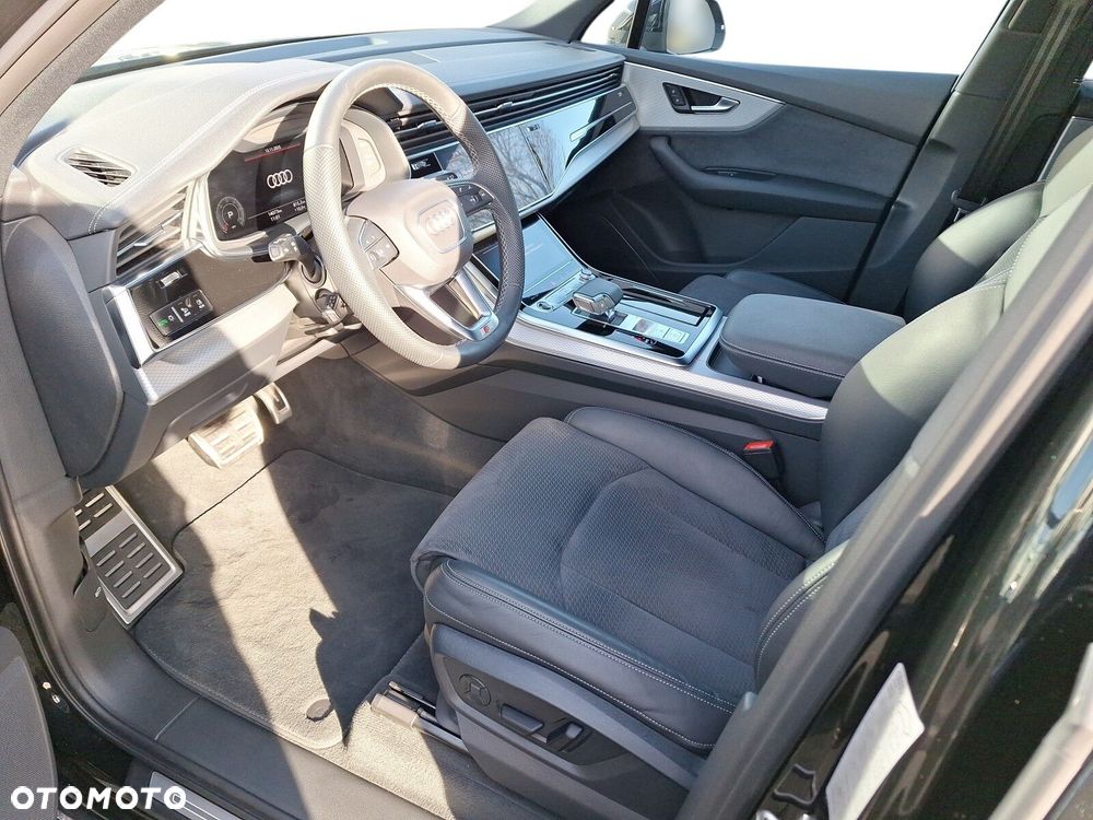 Audi Q7 - 11