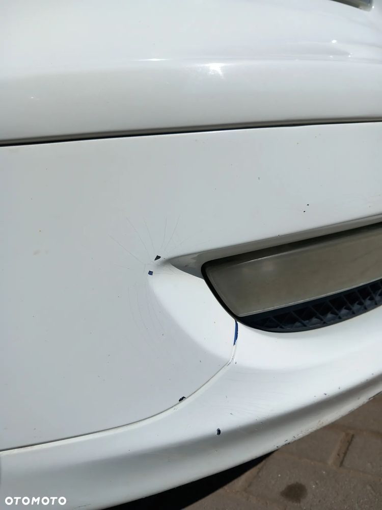 BMW E87 ZDERZAK PRZEDNI PRZÓD LIFT KOLOR: 300 - 7