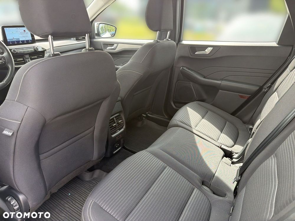 Ford Kuga - 13