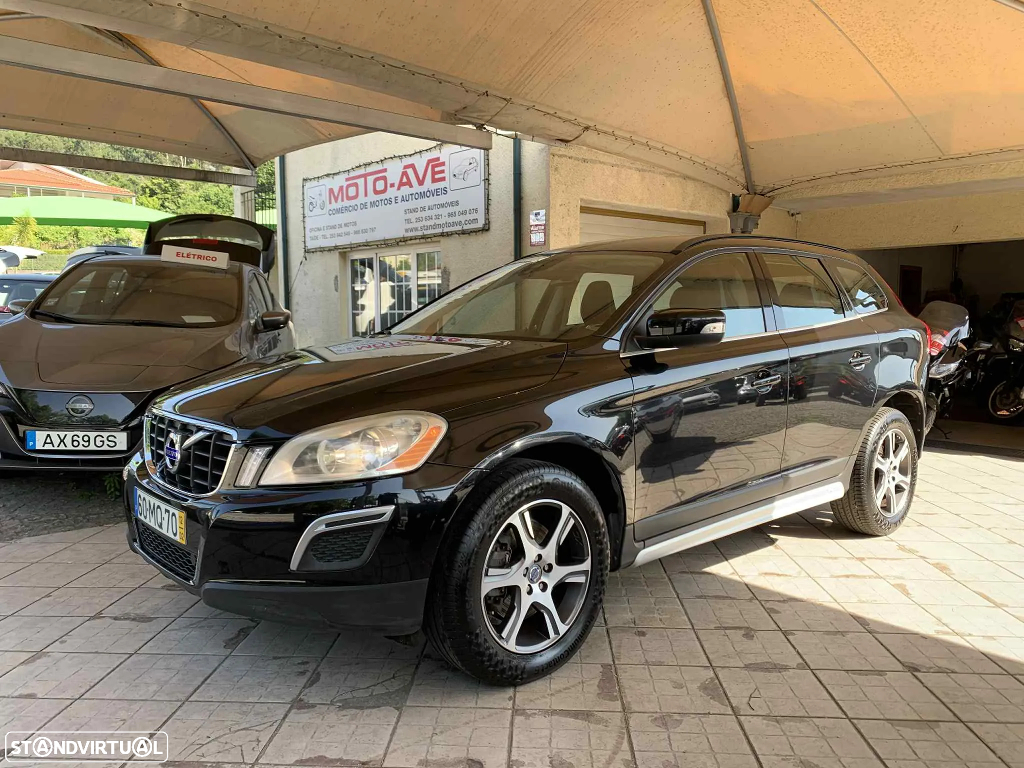 Volvo XC 60 2.0 D3 Drive Momentum Start/Stop - 2