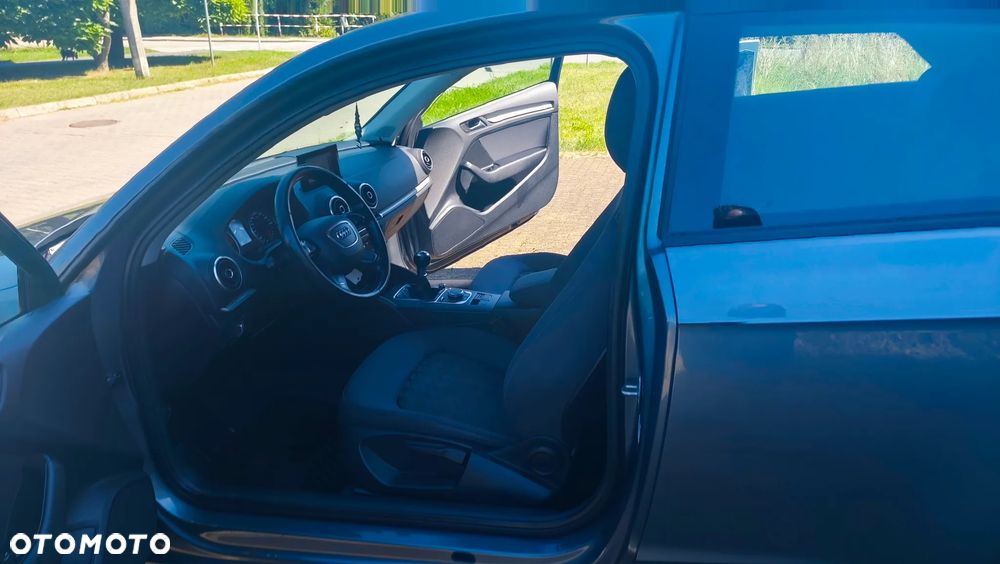 Audi A3 3-drzwiowe 1.6 TDI (clean diesel) S line Sportpaket - 5