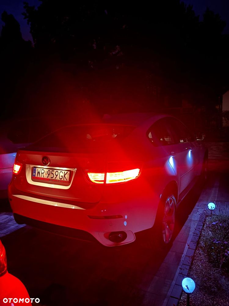 BMW X6 - 21