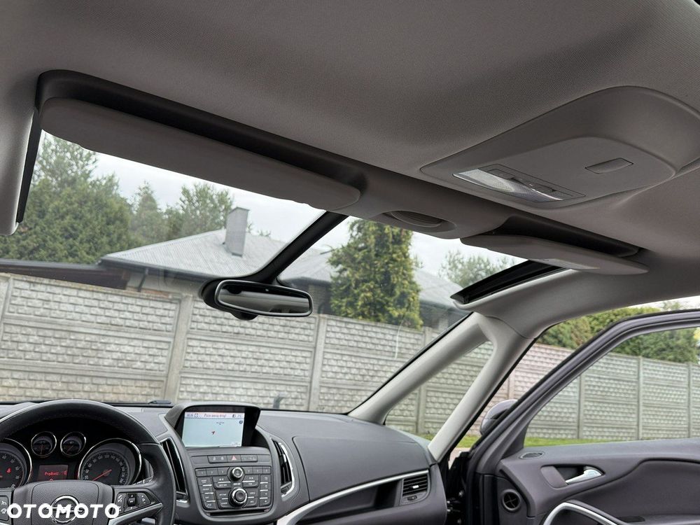 Opel Zafira - 39