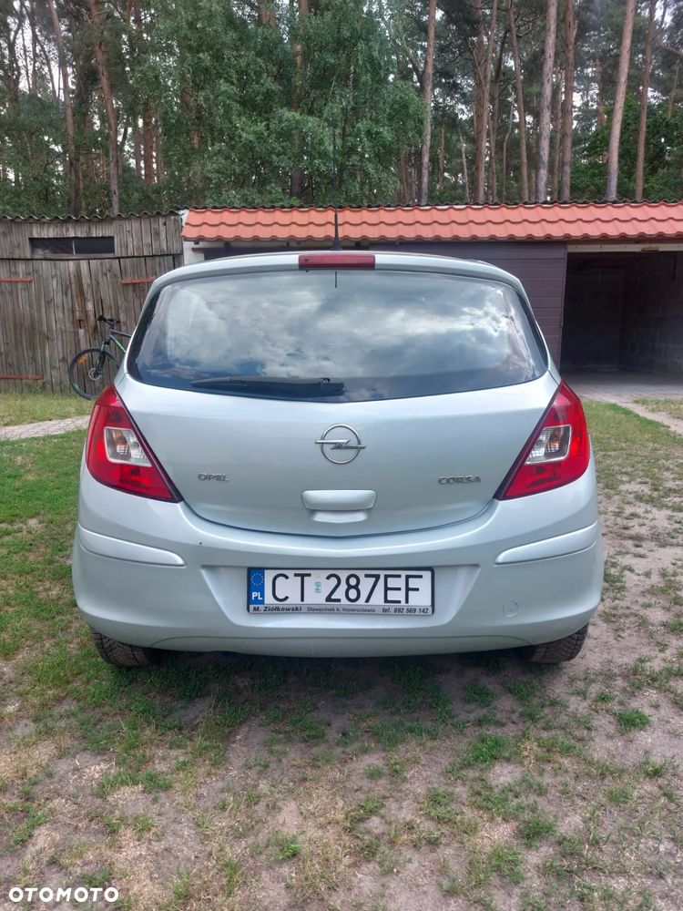 Opel Corsa 1.2 16V Enjoy - 4