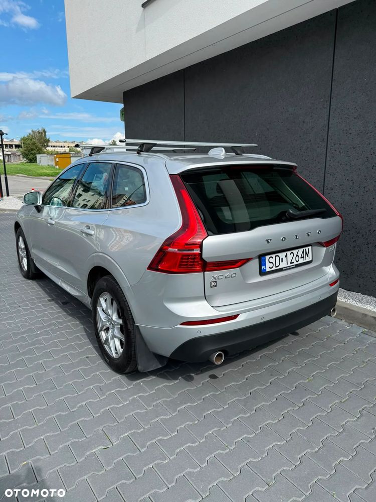 Volvo XC 60 B5 B AWD Momentum Pro - 3