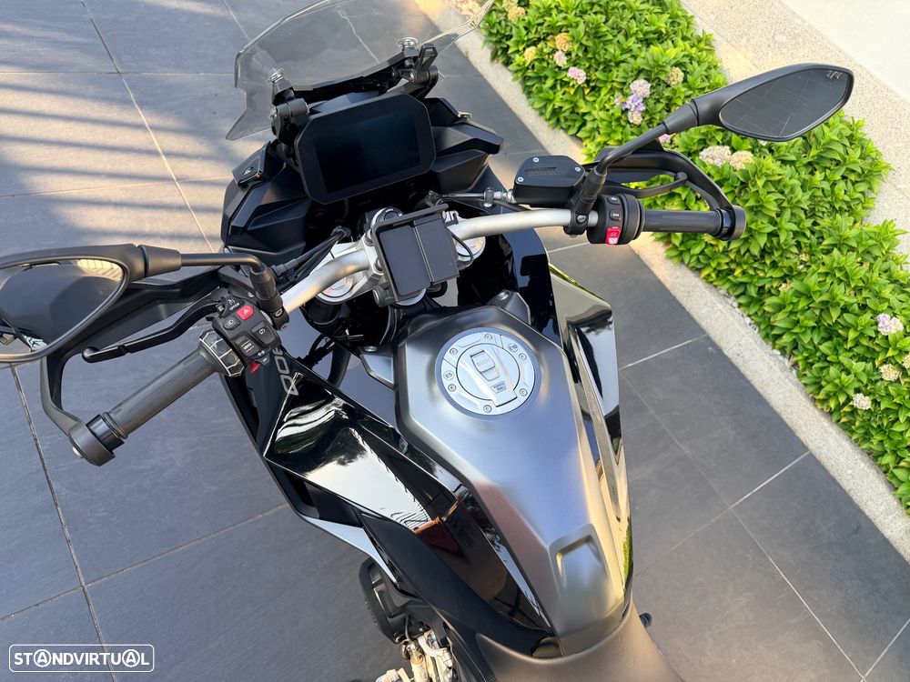 BMW F 900 XR Triple Black - 17