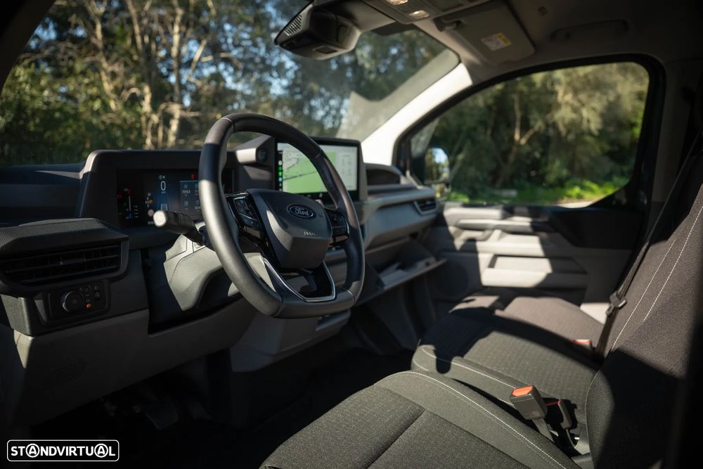 Ford Transit Custom 300 L1 2.0 EcoBlue CD Trend Aut. - 25