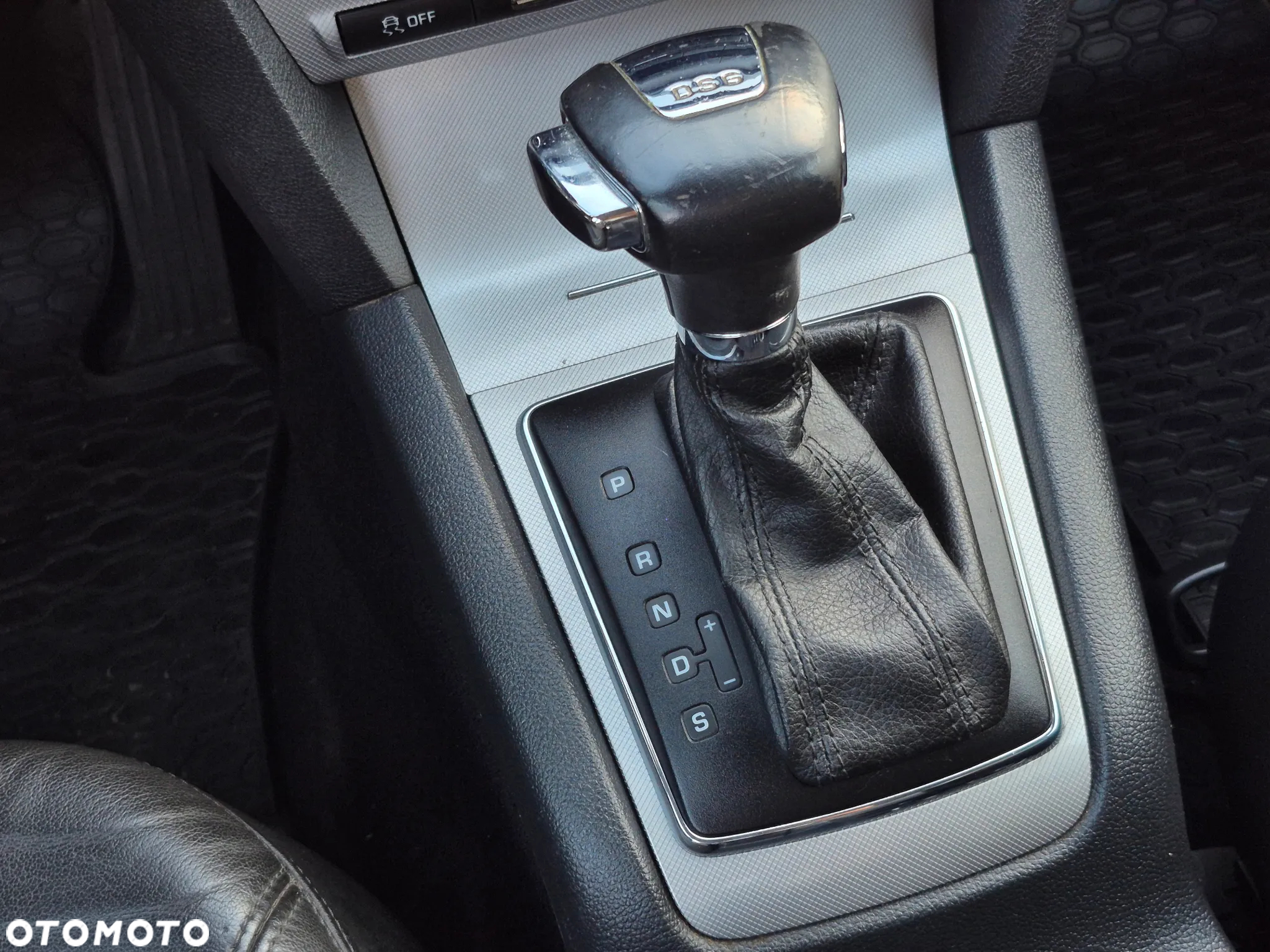 Skoda Octavia 1.8 TSI Ambiente DSG - 23