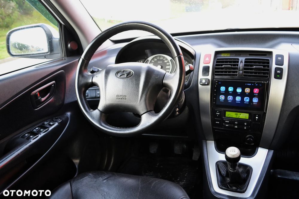 Hyundai Tucson 2.0 2WD GLS Style - 9