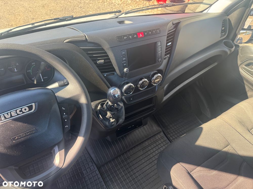 Iveco DAILY 35C17 - 18