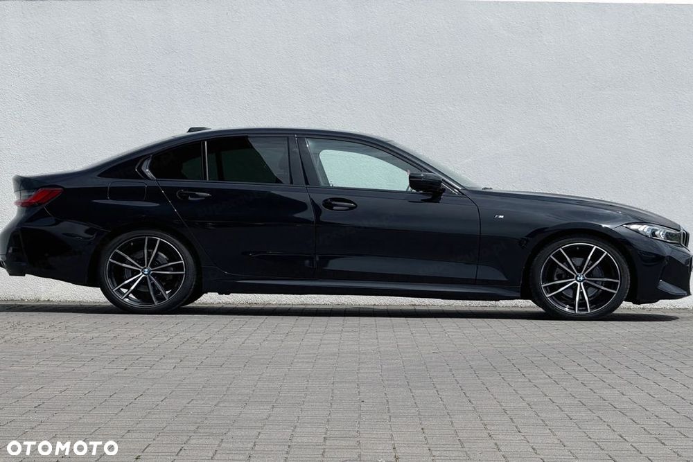 BMW Seria 3 320d xDrive mHEV M Sport - 4