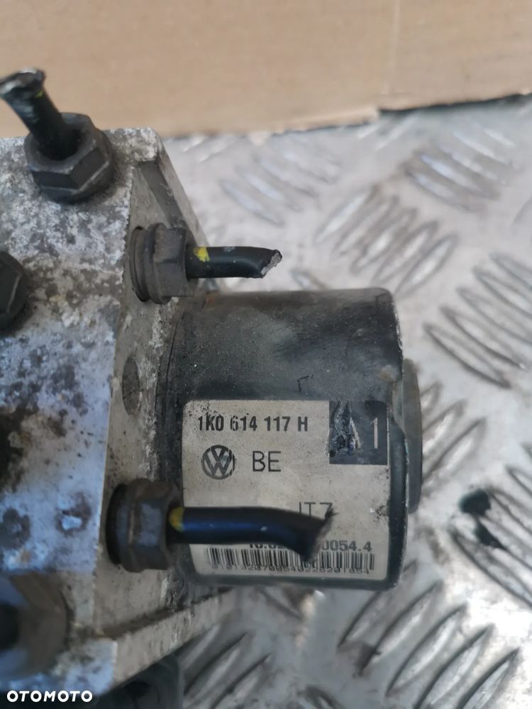 Pompa ABS VW Golf V  1K0907379P - 3